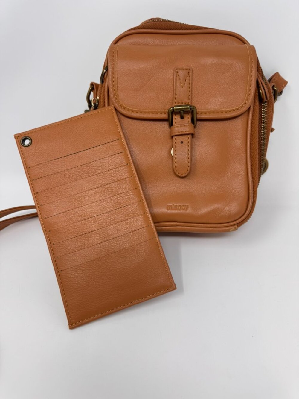 MINOOY NAYA CROSSBODY AND STEROPE RFID CARD HOLDER